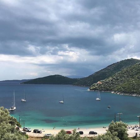 Poros Beach Studios Extérieur photo