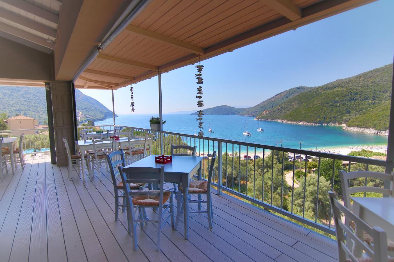 Poros Beach Studios Extérieur photo