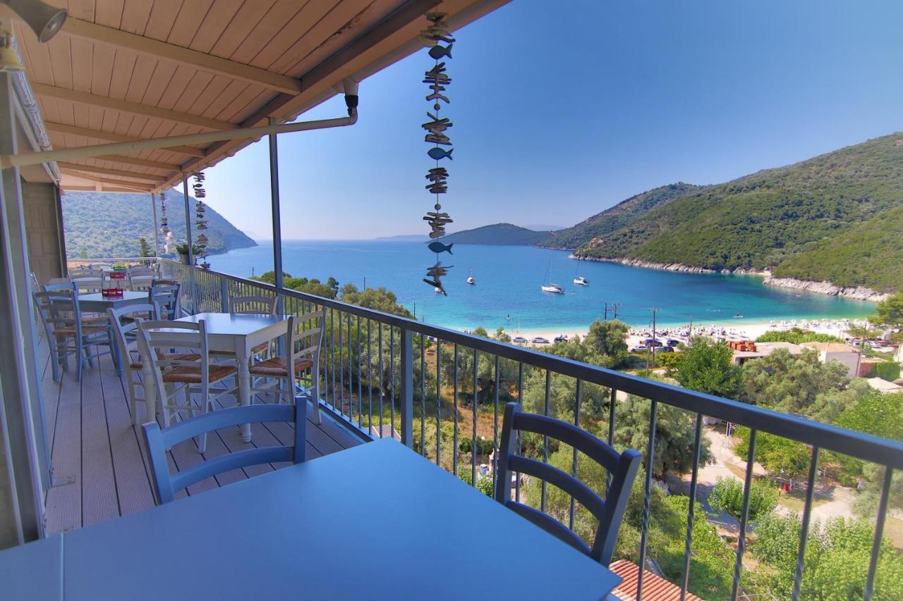Poros Beach Studios Extérieur photo