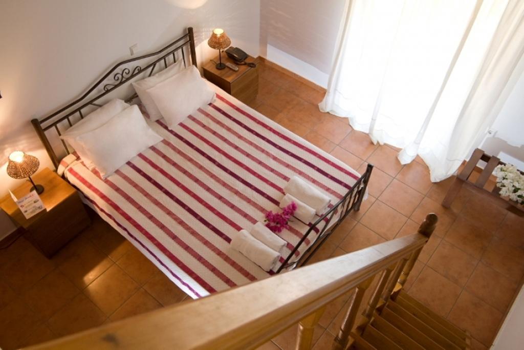 Poros Beach Studios Chambre photo
