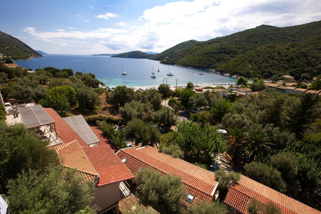 Poros Beach Studios Extérieur photo