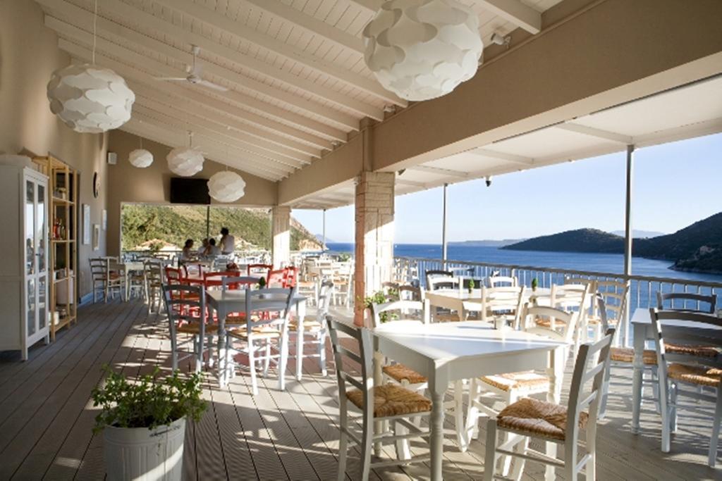 Poros Beach Studios Extérieur photo